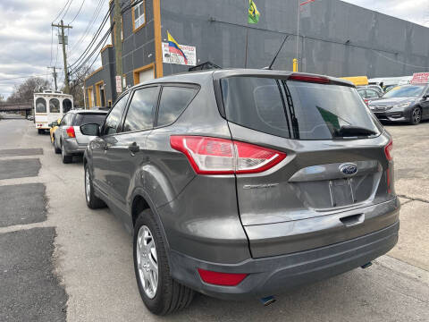 2014 Ford Escape S