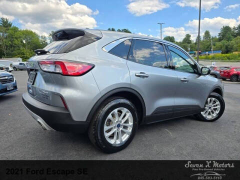 2021 Ford Escape SE