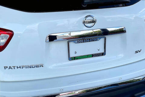 2018 Nissan Pathfinder SV