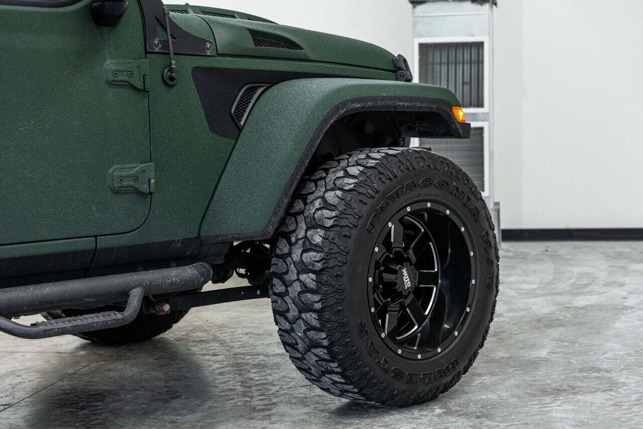 2018 JEEP Wrangler SUV / Crossover - $47,999