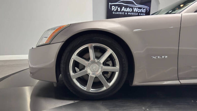2004 Cadillac XLR
