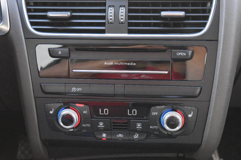 2014 Audi A4 2.0T quattro Premium Plus