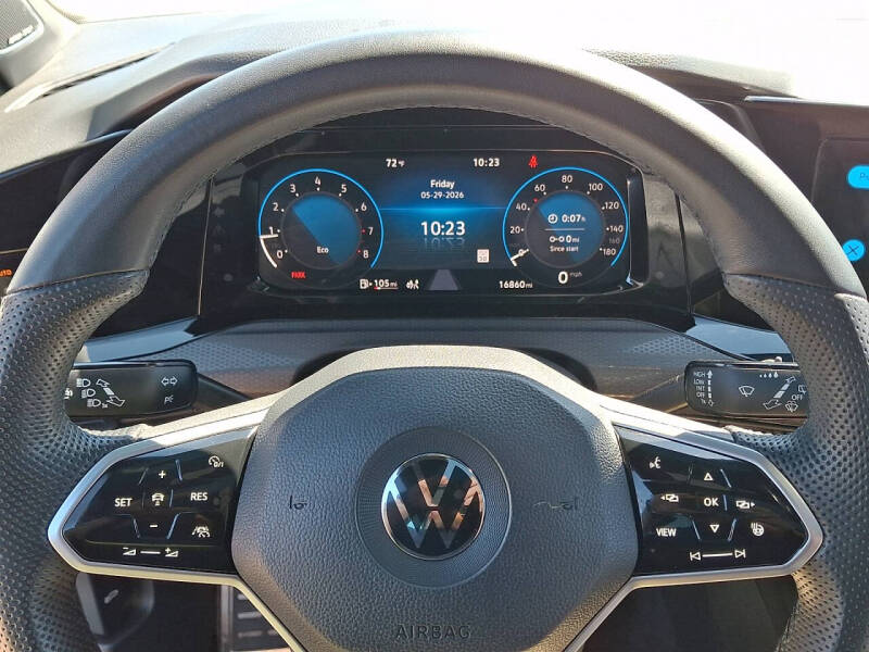 2022 Volkswagen Golf GTI SE