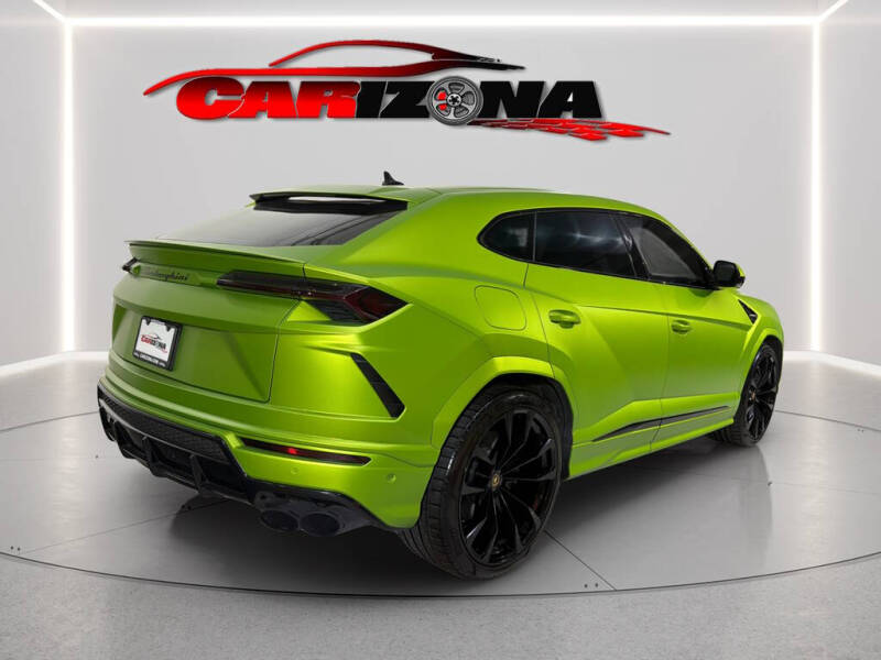 2020 Lamborghini Urus
