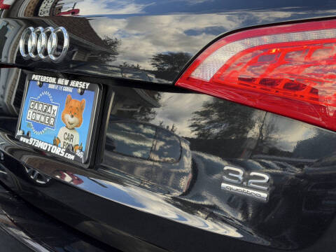 2012 Audi Q5 3.2 quattro Premium Plus