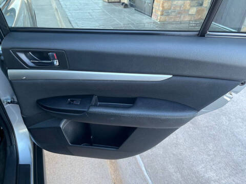 2012 Subaru Outback 2.5i Premium