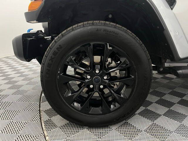 2024 Jeep Wrangler Sahara 4xe