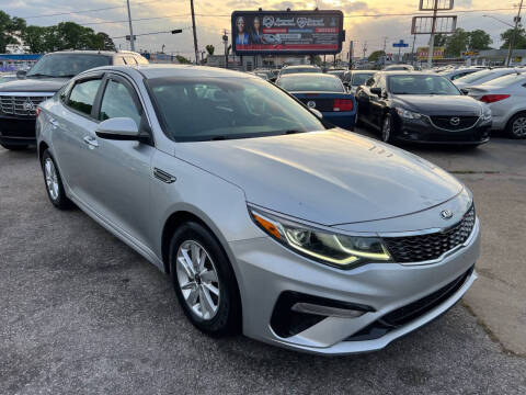 2019 Kia Optima LX
