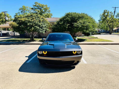 2015 Dodge Challenger SXT