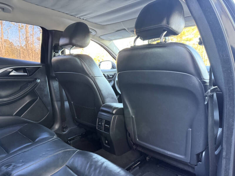 2018 Infiniti QX30 Premium