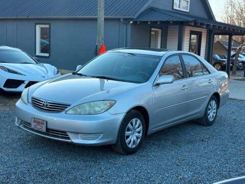 2005 Toyota Camry LE