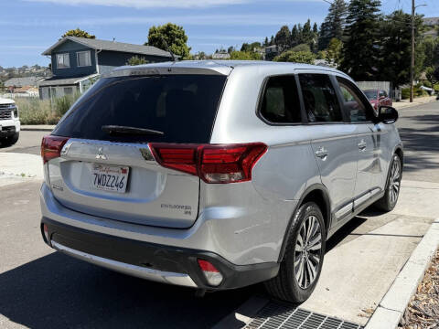 2016 Mitsubishi Outlander SE