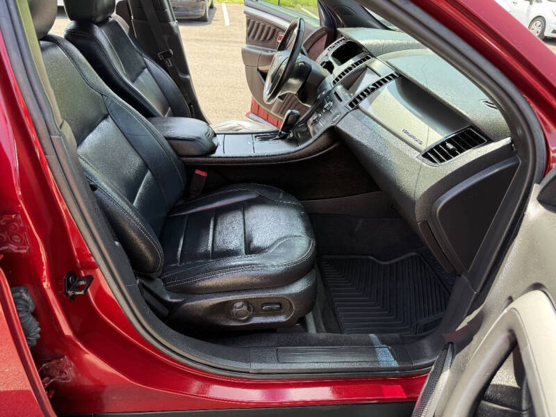 2017 Ford Taurus SEL