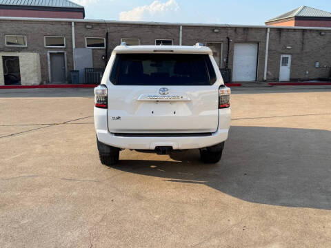 2018 Toyota 4Runner SR5