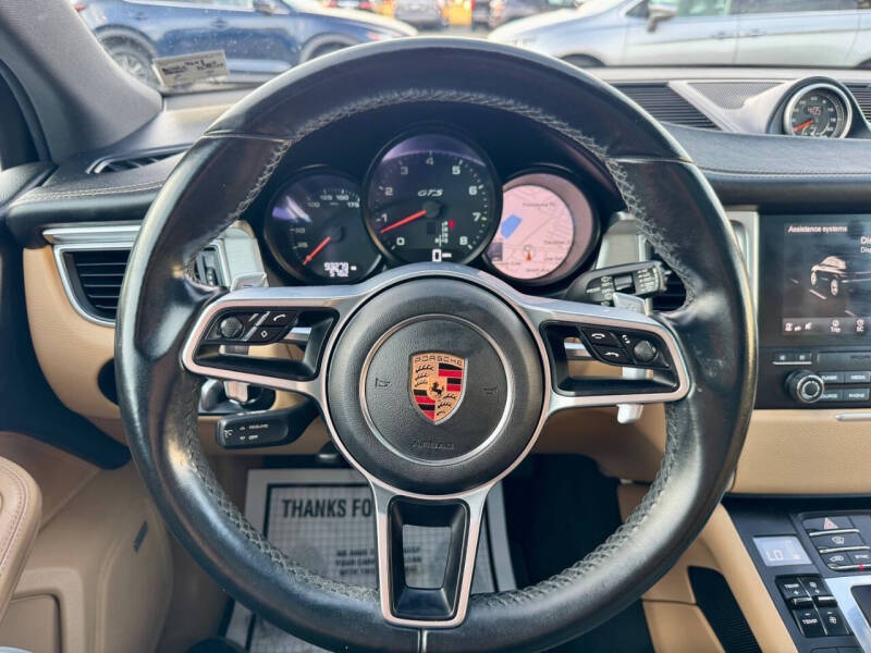 2017 Porsche Macan GTS