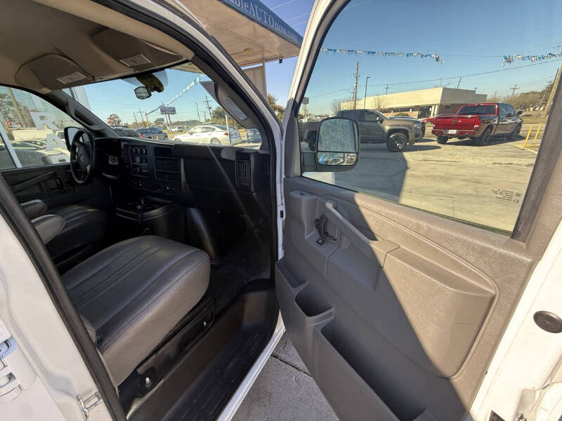 2016 GMC Savana 2500