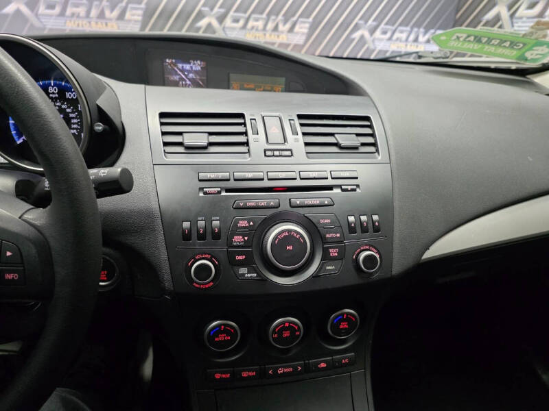 2013 Mazda MAZDA3 i Touring