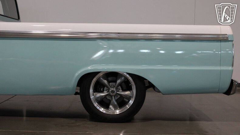 1965 Ford F-100