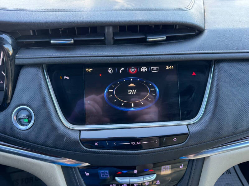 2017 Cadillac XT5 Luxury