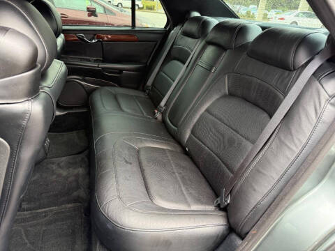 2005 Cadillac DeVille Livery Fleet