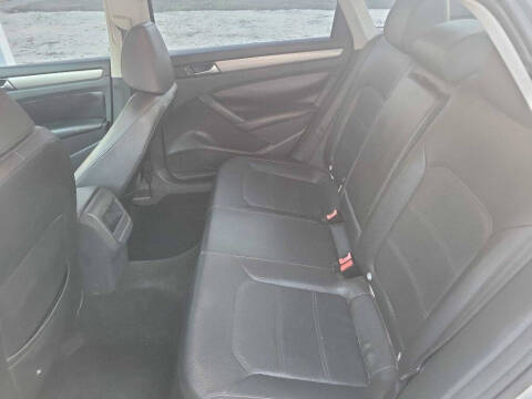 2014 Volkswagen Passat 1.8T S