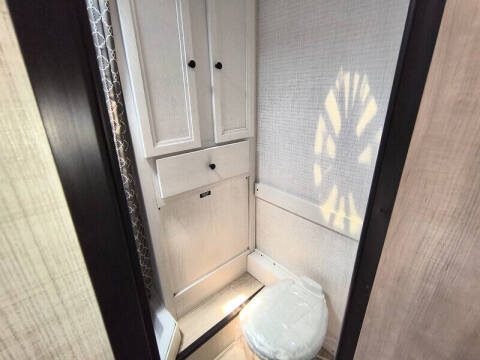 2025 Palomino REAL LITE 2114