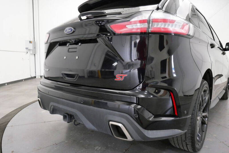 2019 Ford Edge ST