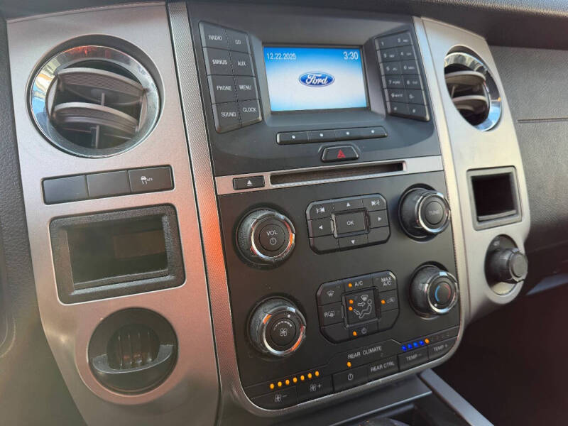 2017 Ford Expedition EL XLT