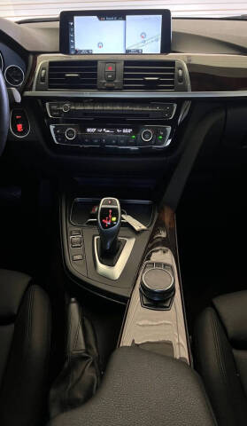 2017 BMW 3 Series 330i