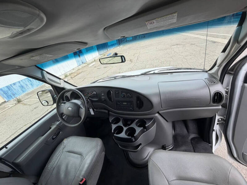 2008 Ford E-Series E-250