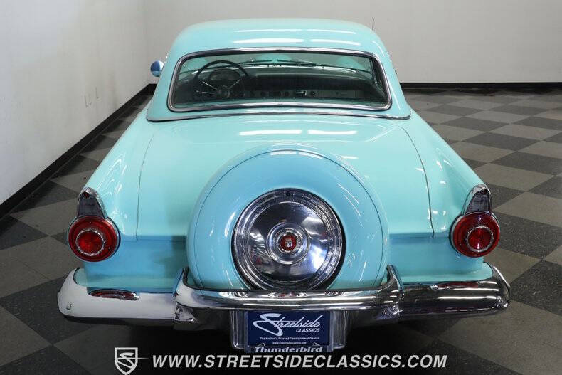 1956 Ford Thunderbird