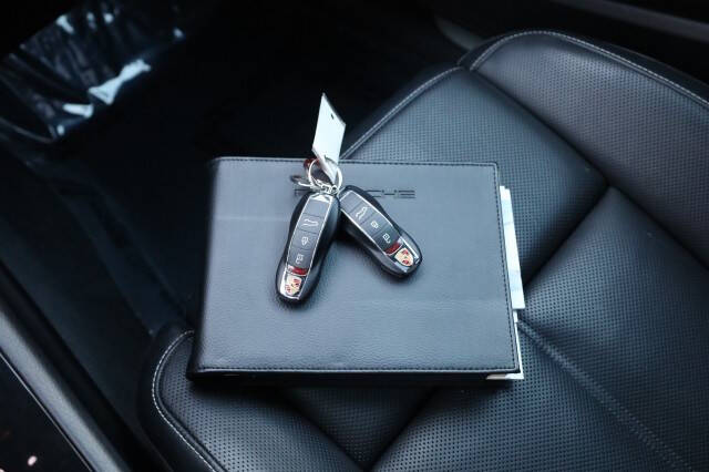 2023 Porsche Macan S