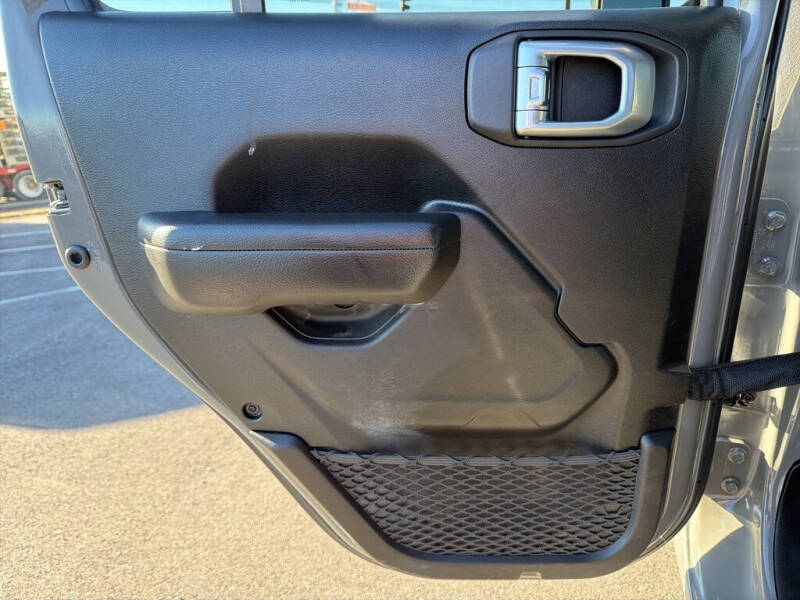 2022 Jeep Gladiator Altitude