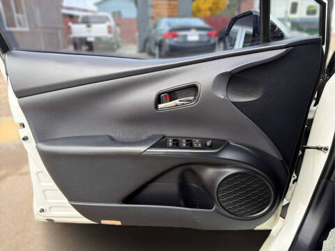 2017 Toyota Prius Prime Advanced