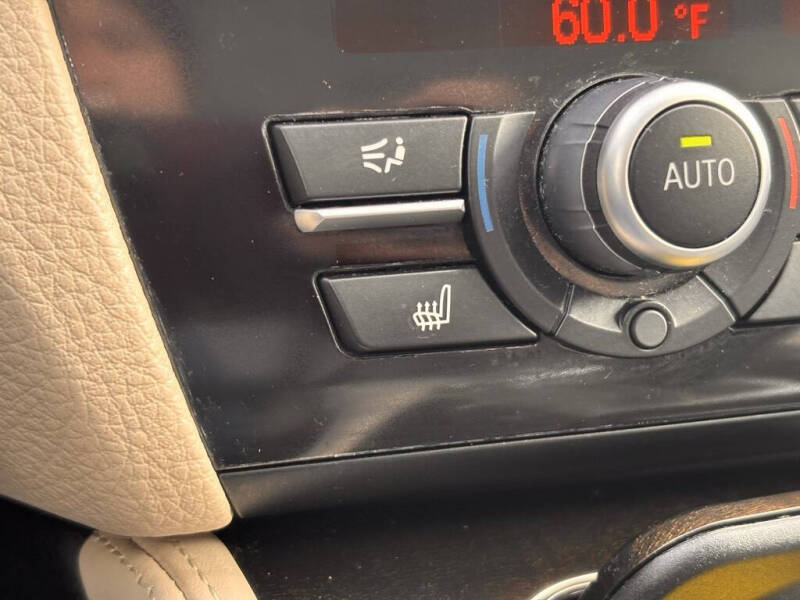 2014 BMW 5 Series 528i