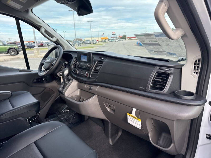 2025 Ford Transit
