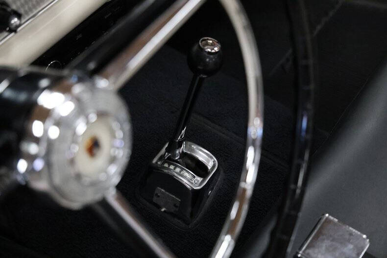 1956 Ford Thunderbird