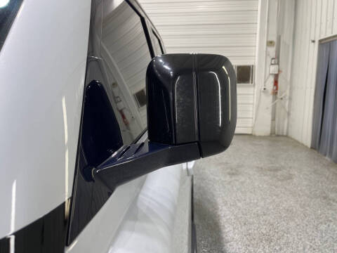 2022 Land Rover Defender 110 V8