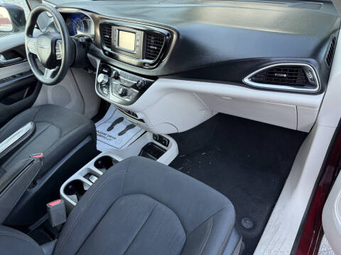 2017 Chrysler Pacifica Touring