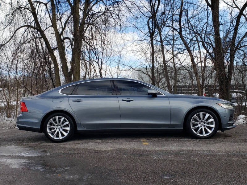 2018 Volvo S90 T6 Momentum