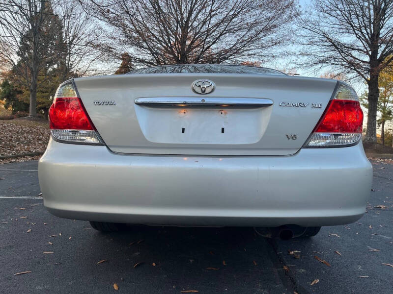 2005 Toyota Camry XLE V6