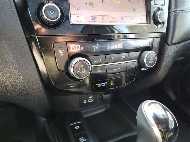 2019 Nissan Rogue SL