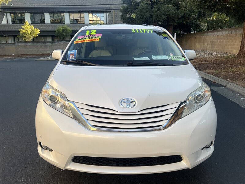 2012 Toyota Sienna XLE 7-Passenger