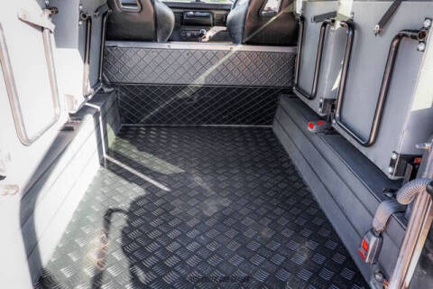 2000 Land Rover Defender