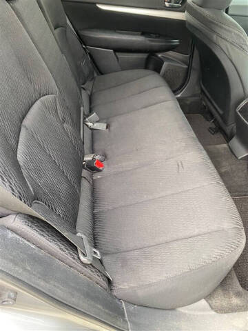 2011 Subaru Outback 2.5i Premium