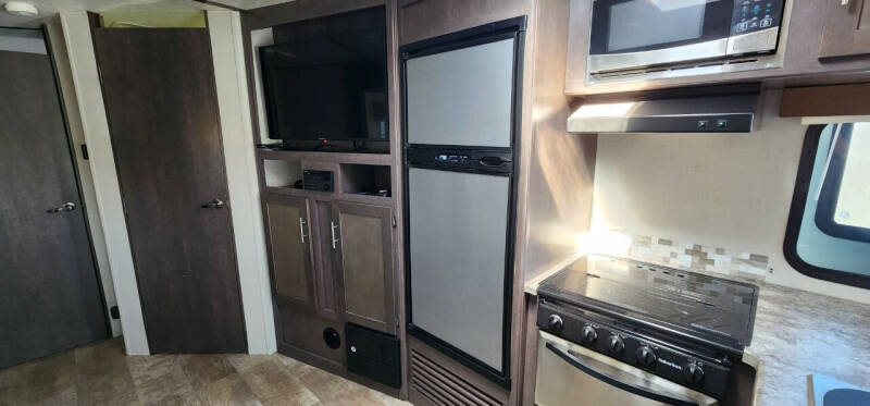 2018 Keystone RV SunSet Trail Super Lite