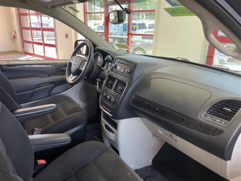 2015 Dodge Grand Caravan SE