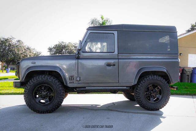 2000 Land Rover Defender