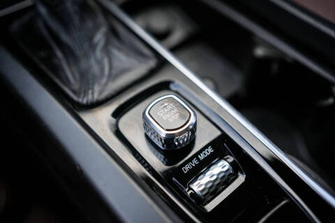 2019 Volvo XC60 T6 Momentum