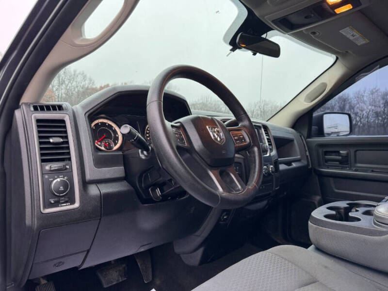 2017 RAM 1500 Express